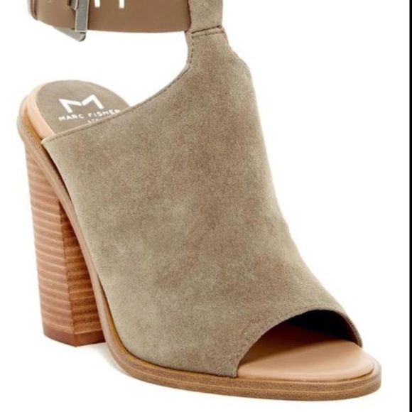 MARC FISHER Sz 10  Vashi Peep Toe Suede Stacked 4.5” Heel Booties - Picture 11 of 11